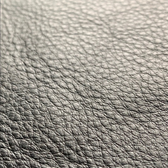 Clutch.  NEW Fur front/ Grainy leather back - Picture 5 of 9